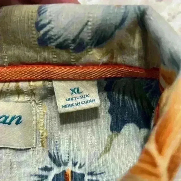 Caribbean Pure Silk 100% Silk Floral Hawaiian Button Down Shirt. Men's Size XL - Picture 4 of 10